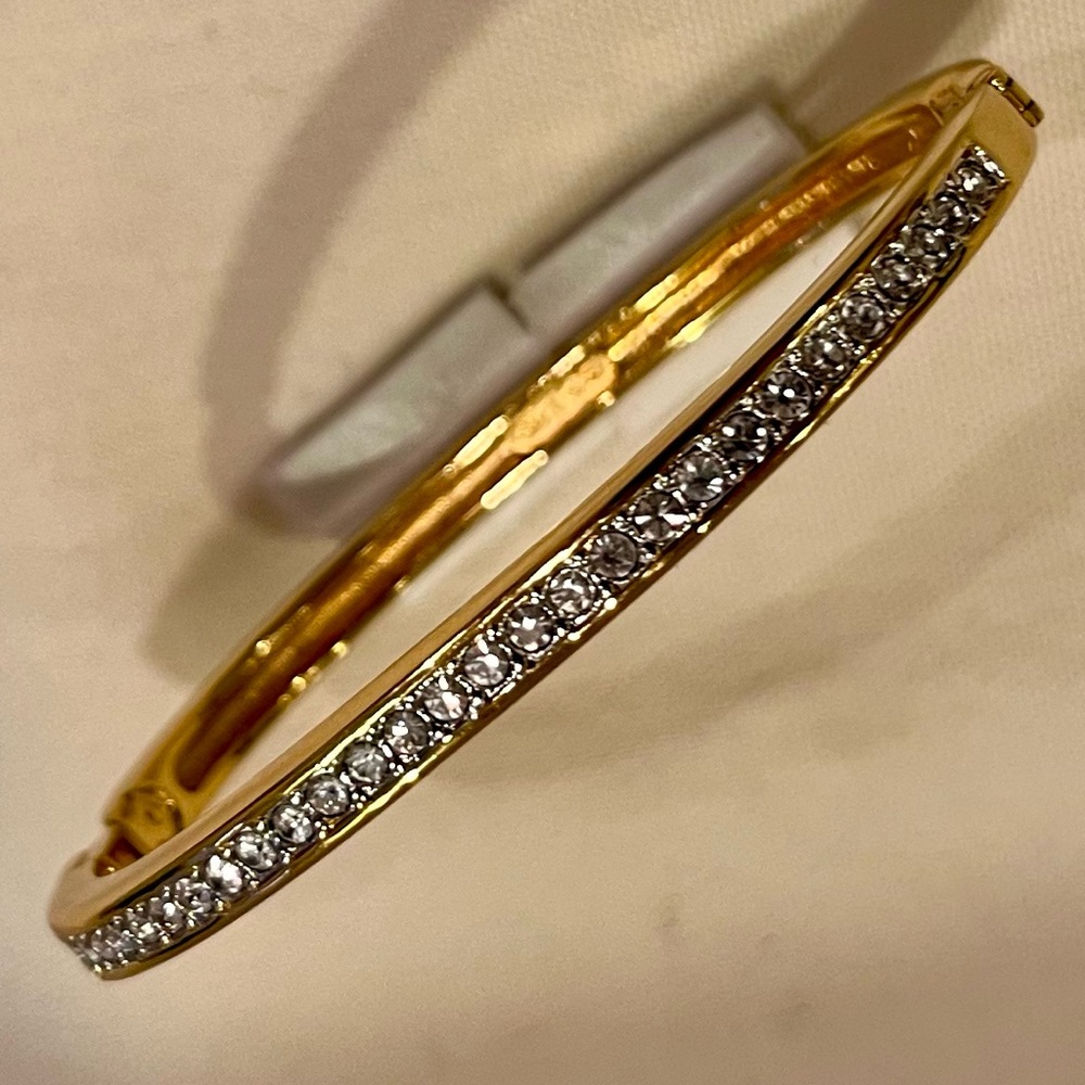 Swarovski Crystal and Gold Bracelet - Picture 8 of 16